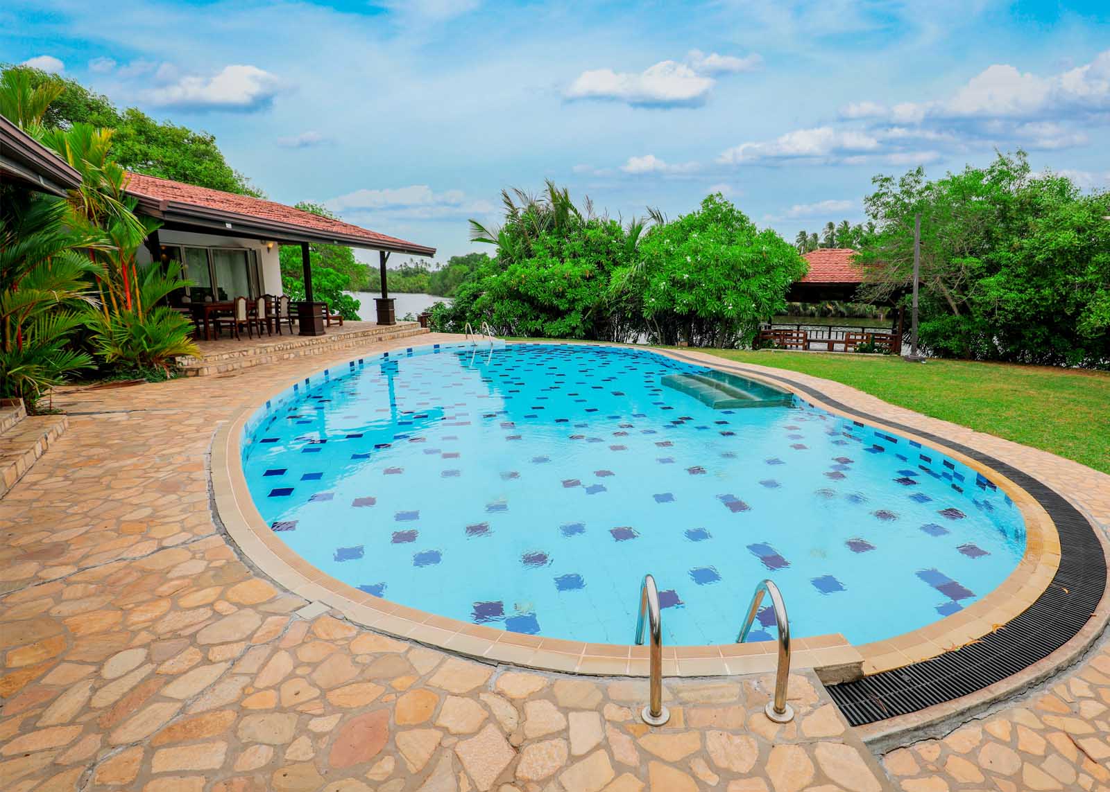 Kumudu Valley Resort - Best Hotels in Sri Lanka, Luxuary Cheap Negombo